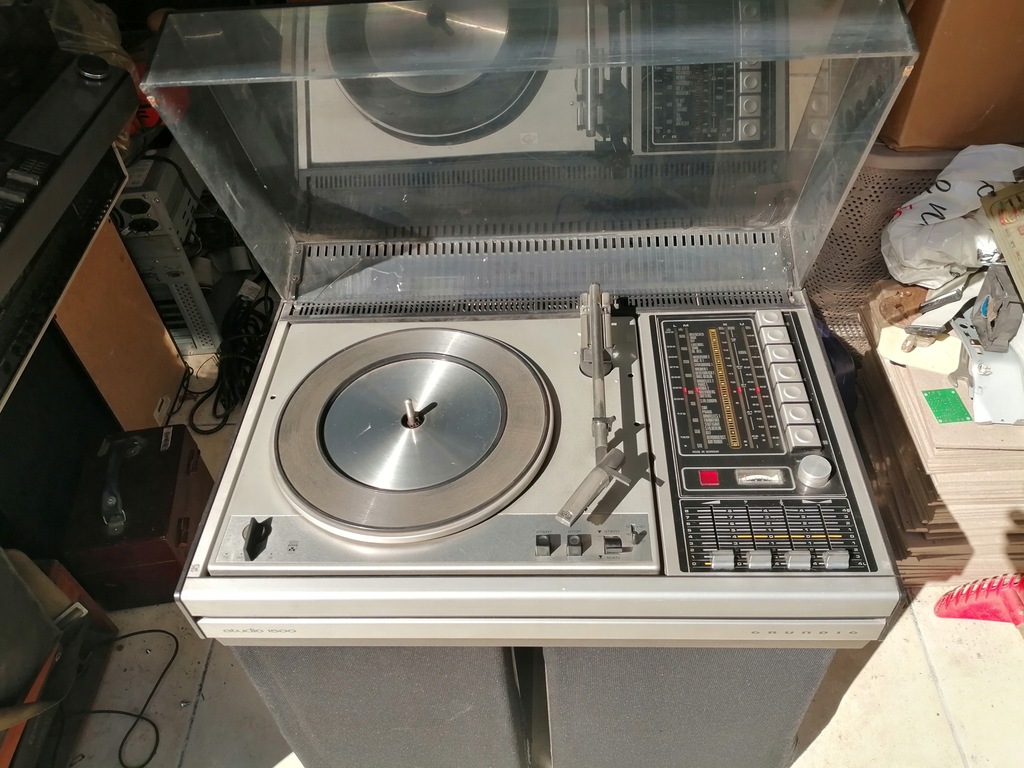 GRUNDIG STUDIO 1500