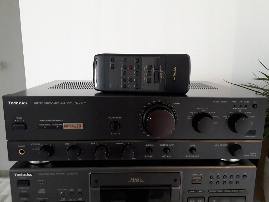 Technics wzmacniacz SU-VX720 z pilotem stan bdb.