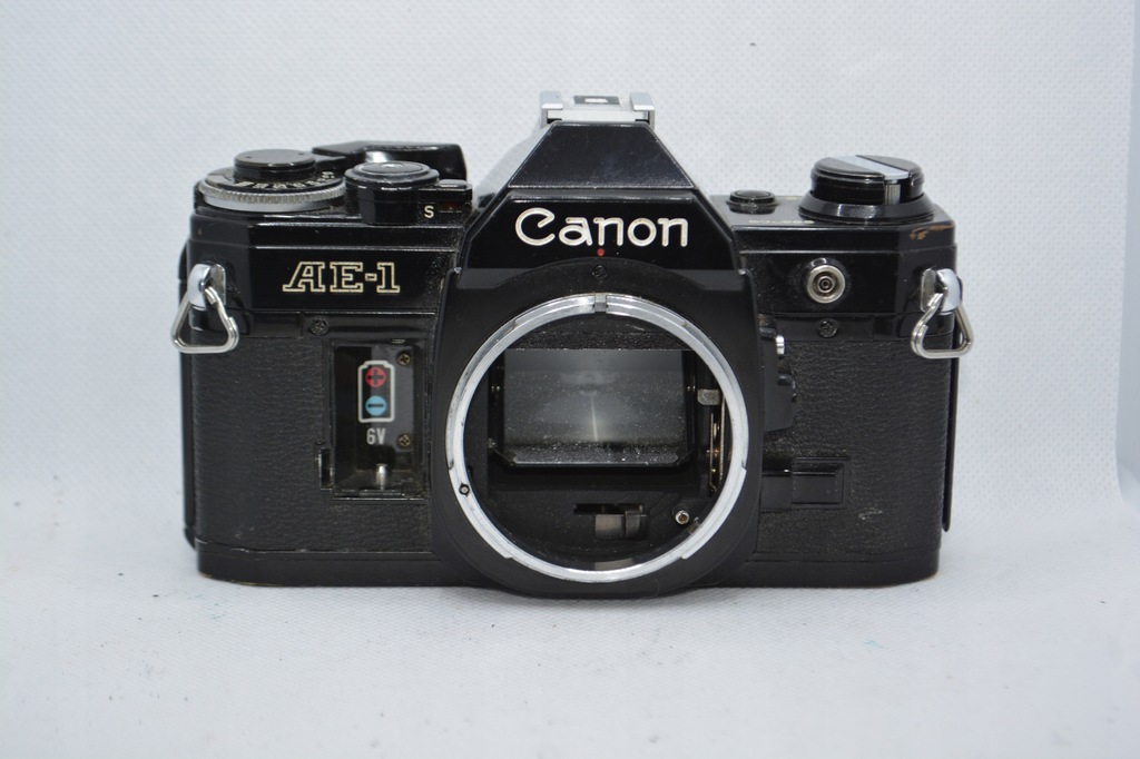 Aparat Canon AE-1