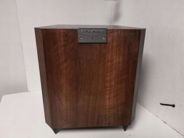 wharfedale vardus subwoofer