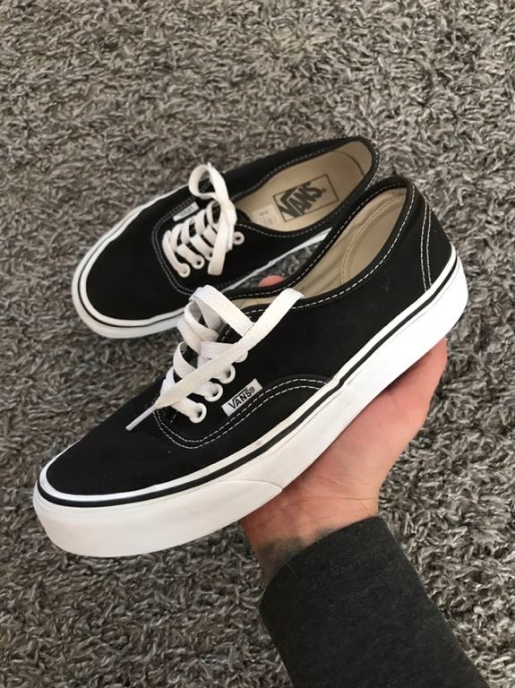 vans 38