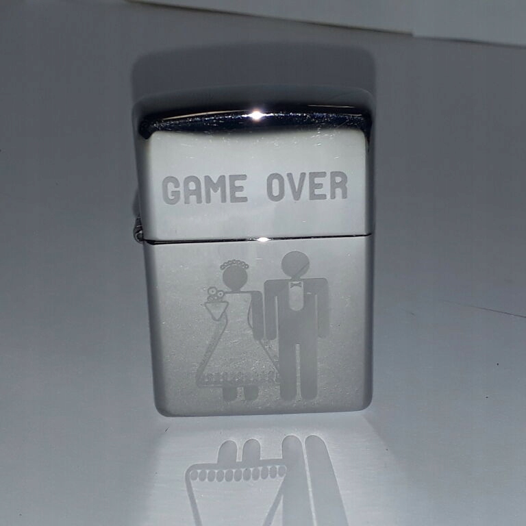 ZAPLNICZKA ZIPPO GAME OVER ZALANA