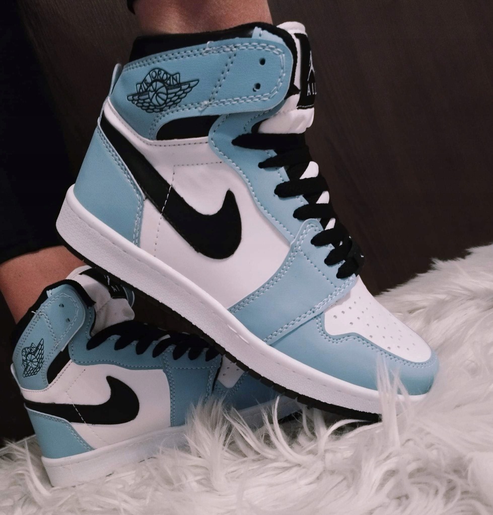 Nike Air Jordan 1 MID University Blue 39 - 13112155145 - oficjalne archiwum  Allegro