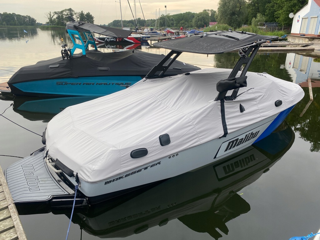 Купить Malibu 23LSV-WakeSurf-как новый-2018-счет: отзывы, фото, характеристики в интерне-магазине Aredi.ru