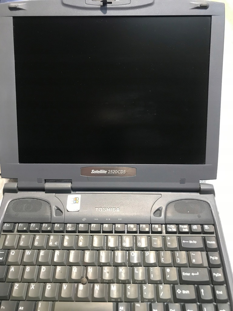 STARY LAPTOP TOSHIBA S2520