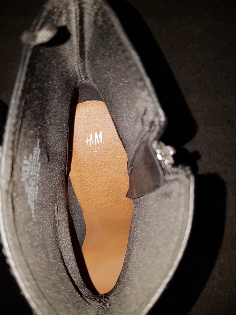 H&M czarne botki na słupku, rozmiar 41 8079431729 H&M czarne botki na słupku, rozmiar 41 8079431729