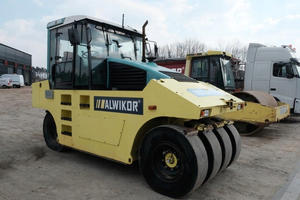 Walec Ammann AP 240