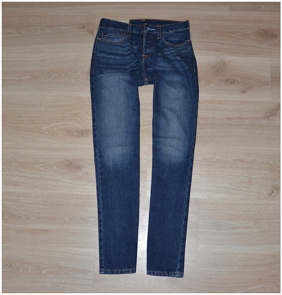 Hollister slim straight jeans W28 L30 Pas-72 cm