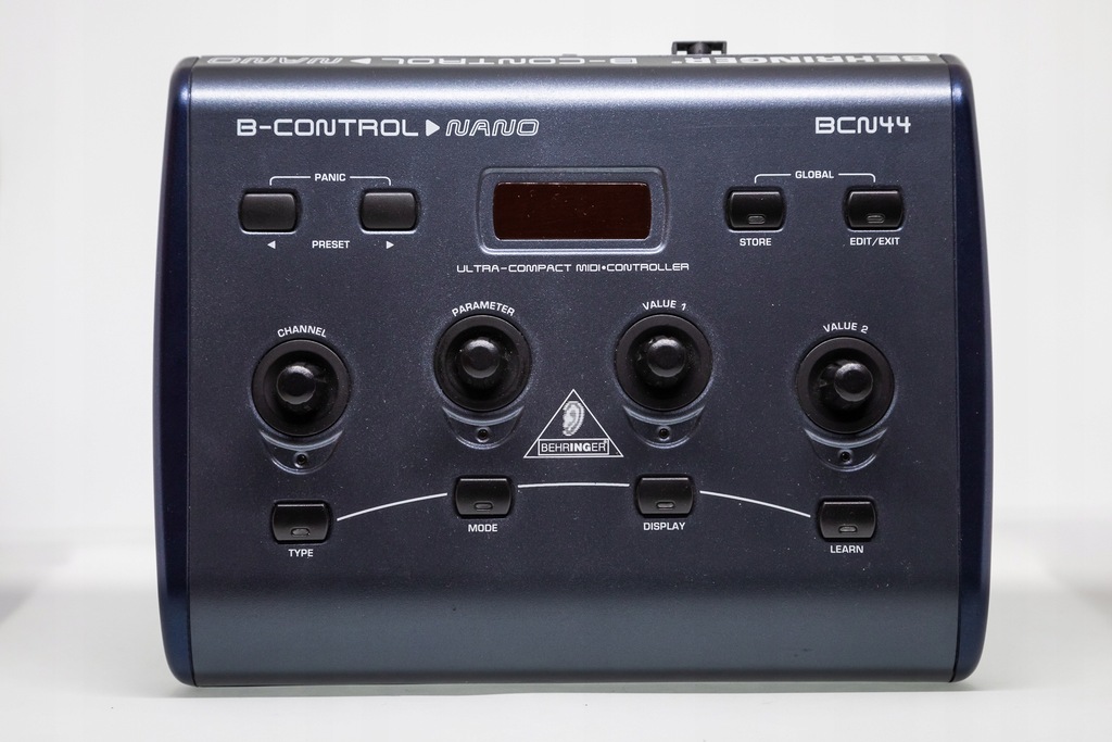Behringer B-Control Nano BCN 44 - kontroler midi