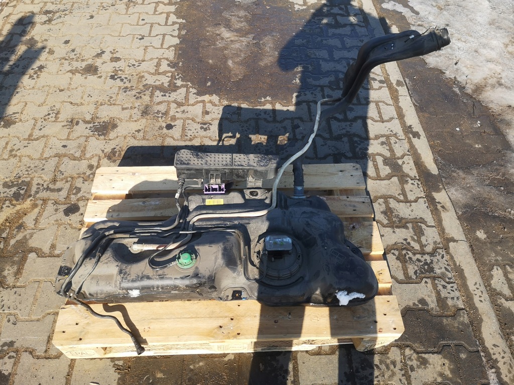 DS3 CROSSBACK 1.2 ZBIORNIK PALIWA PŁYWAK 9823464880