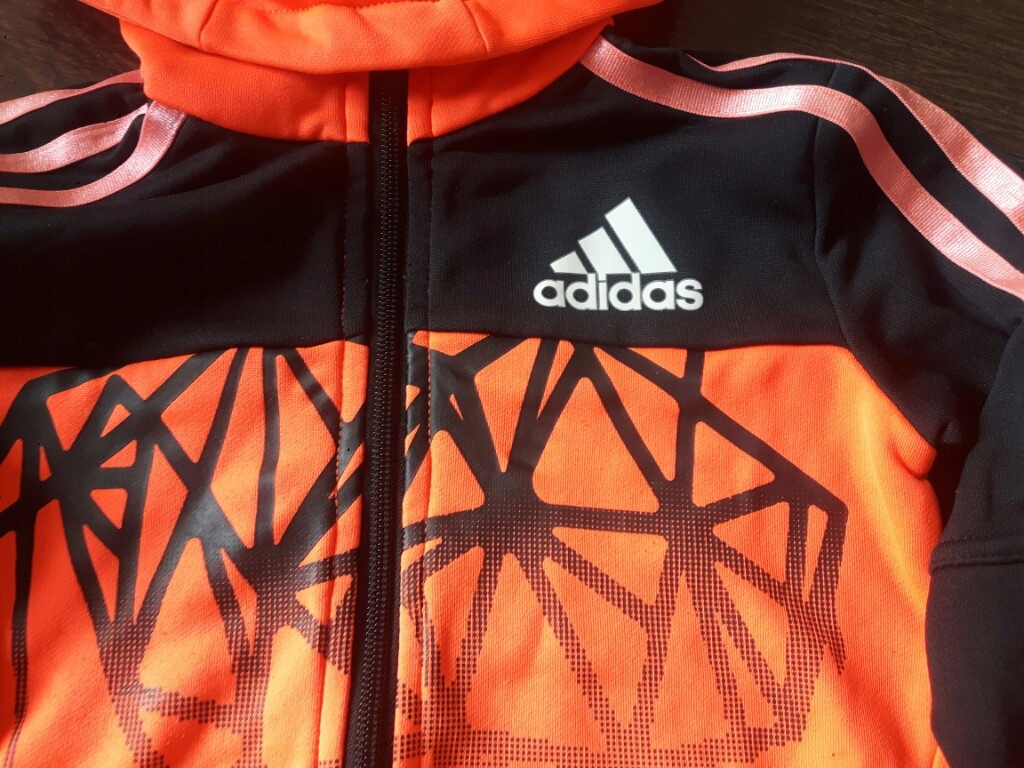 Sprzedam bluzę firmy ADIDAS rozmiar. 104