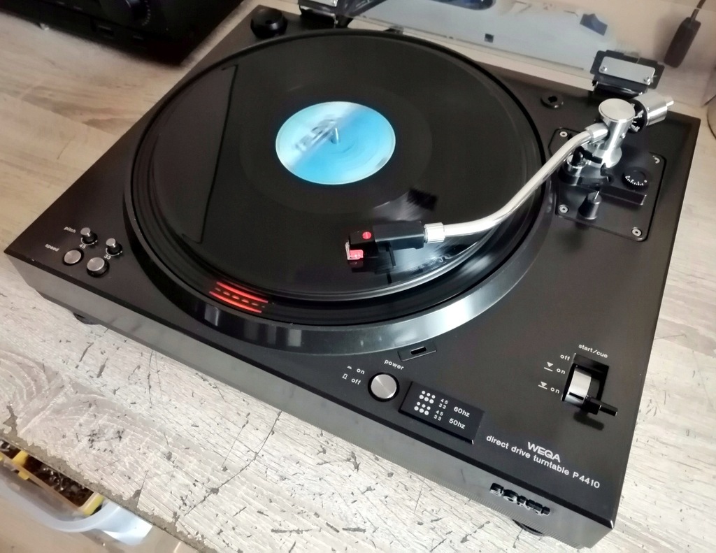 Gramofon Wega P4410 Sony