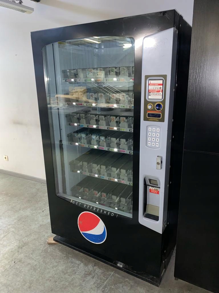 Automat vendingowy VENDO VUE 40