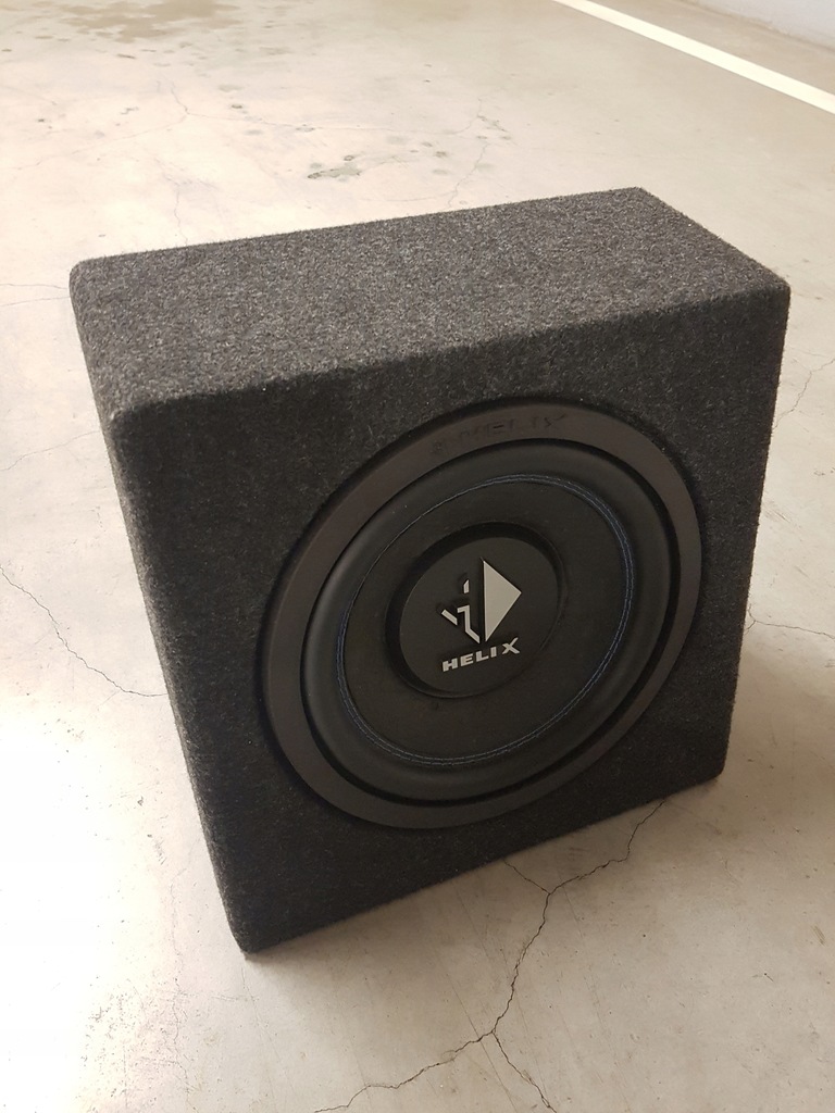 Subwoofer Helix P10W 15L 300W RMS