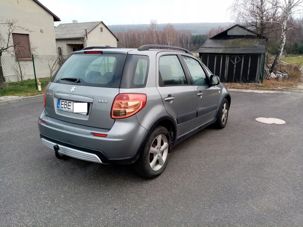 Купить SUZUKI SX4 1.9 DDiS 120 л.с. 2006 г.: отзывы, фото, характеристики в интерне-магазине Aredi.ru