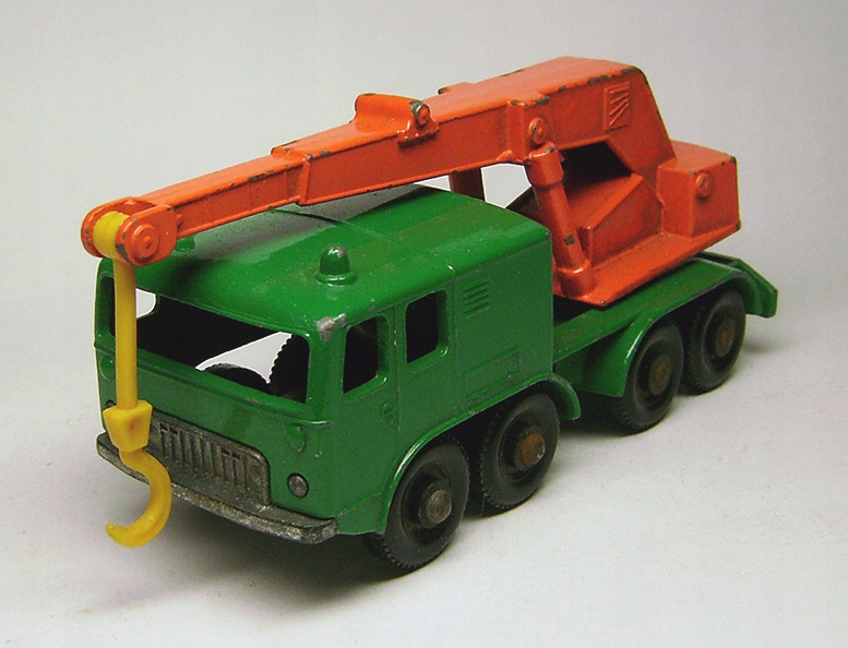 MATCHBOX RW #30 8 WHEEL CRANE