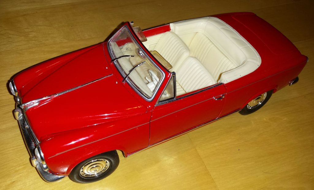 Model samochodu Peugeot 403 Cabriolet 1/18 WELLY