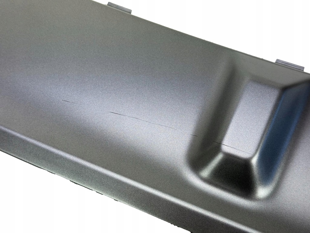LYNK & CO 01 Dolna Listwa Zderzaka Tylnego Tył OE 8889641486 — zdjęcie 4