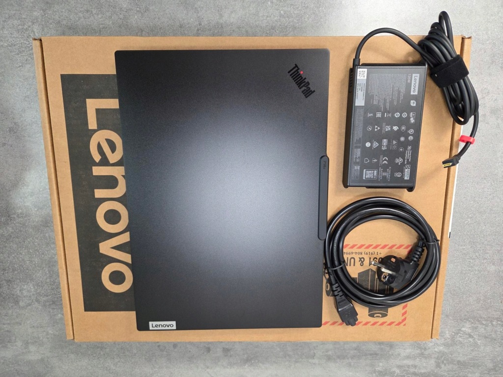 Lenovo ThinkPad P14s Gen 6 Ryzen AI 7 PRO 350 16GB 512 SSD WUXGA 11Prof