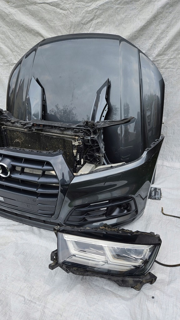 Full Hood & Fender + Mirror Kit | AUDI Q5 BASE 2018 Full Hood & Fender + Mirror Kit | AUDI Q5 BASE 2018