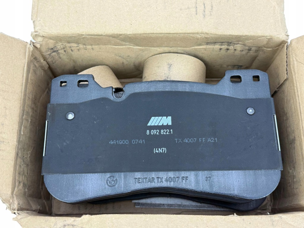 Bmw M5 F90 M8 F91 F92 Klocki Hamulcowe Przód OE 34108092822 8092822 — zdjęcie 3