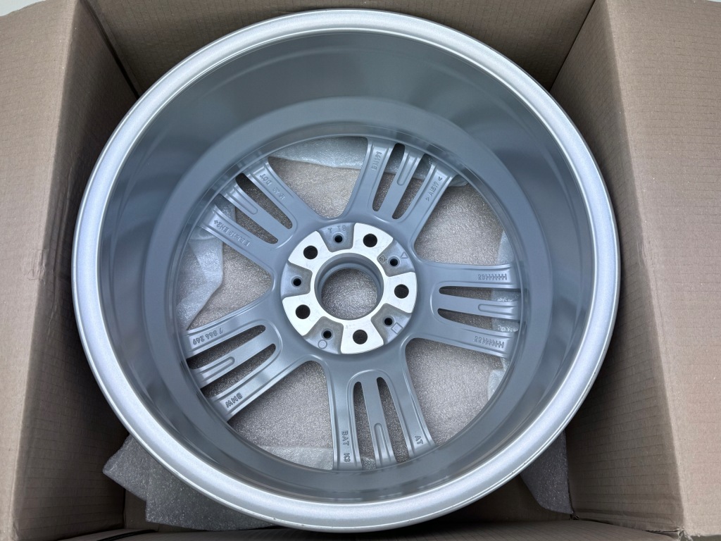 Bmw X3 F25 X4 F26 M-pakiet Felga 8Jx18 Et43 7844249 Nowa Oryginał — zdjęcie 2
