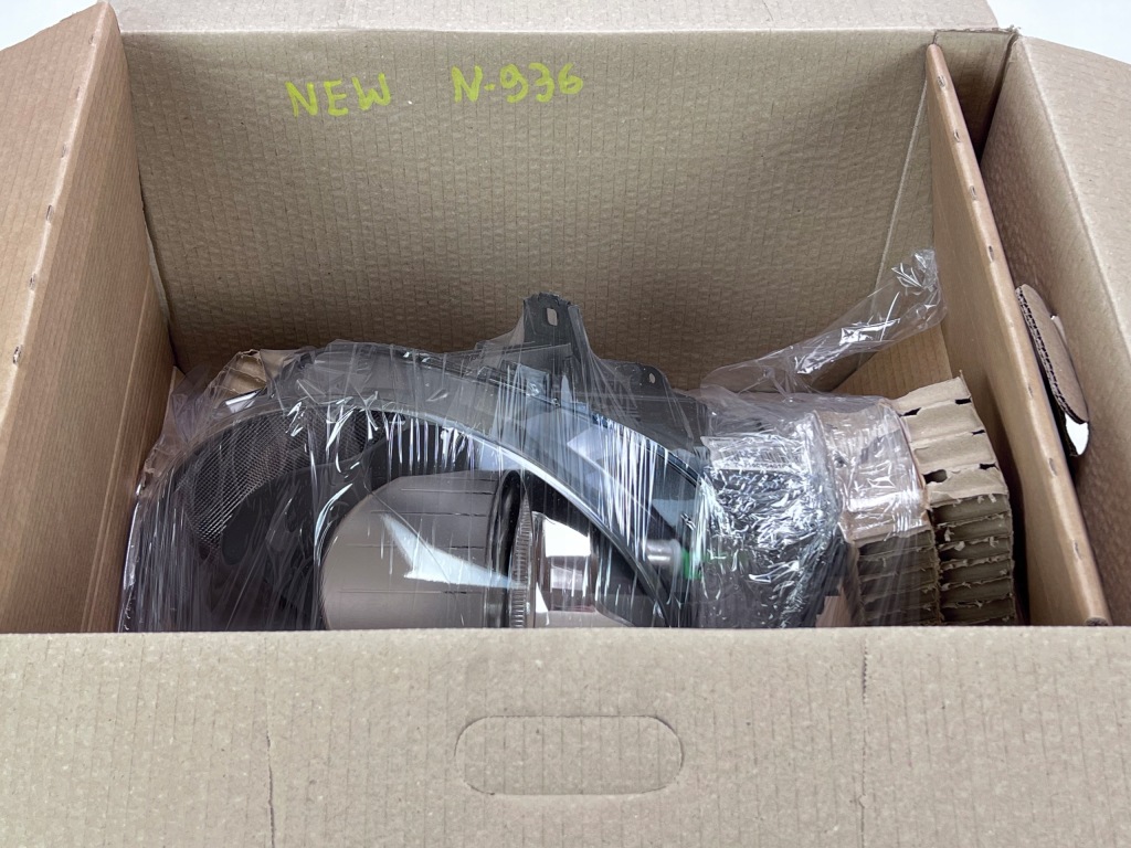 Mini Cooper F56 F55 F56 13- Lampa Prawa Przód Nowa — zdjęcie 3