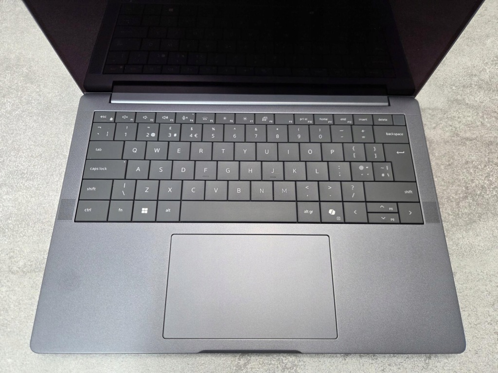 Dell Pro 14 Premium Ultra 7-268V 32GB 512 SSD QHD+ OLED 11Pro PA14250 3YR