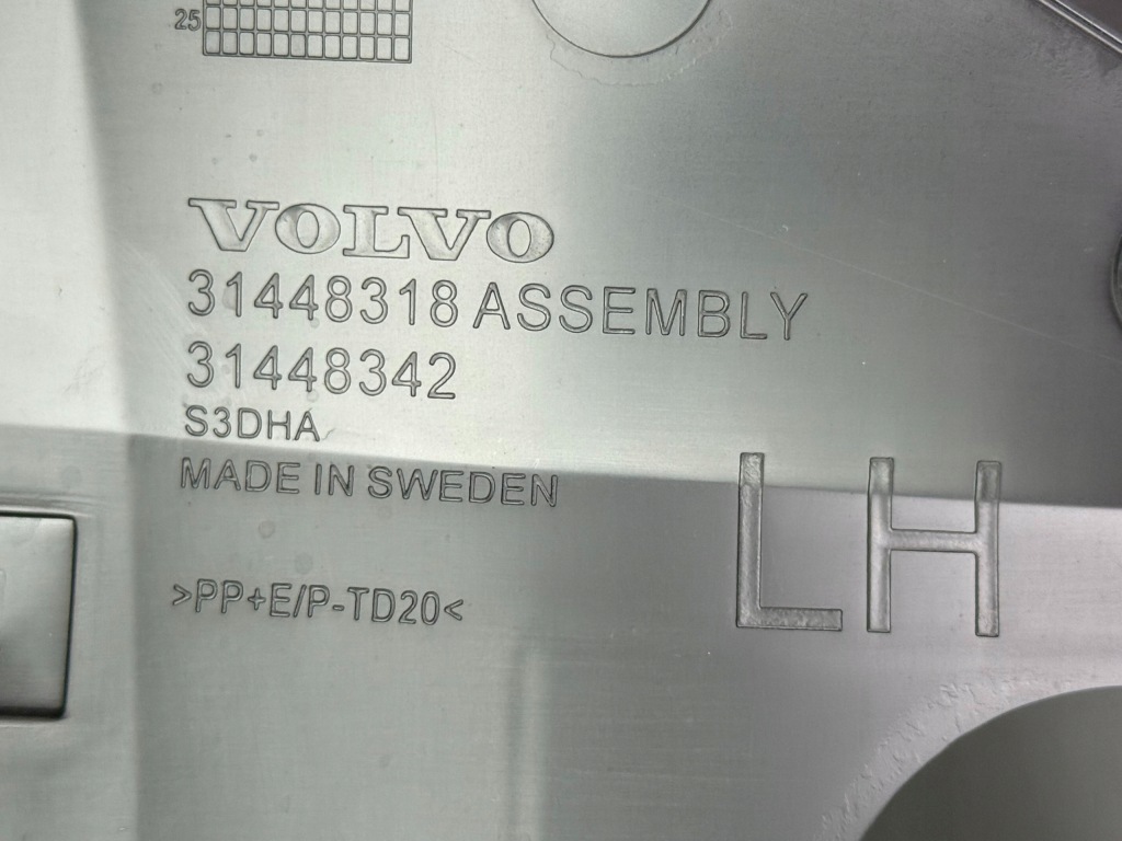 VOLVO XC 40 Zewnętrzny Kit Pakiet Stylizacyjny Listwy Drzwi Nowe 31664376 — zdjęcie 14
