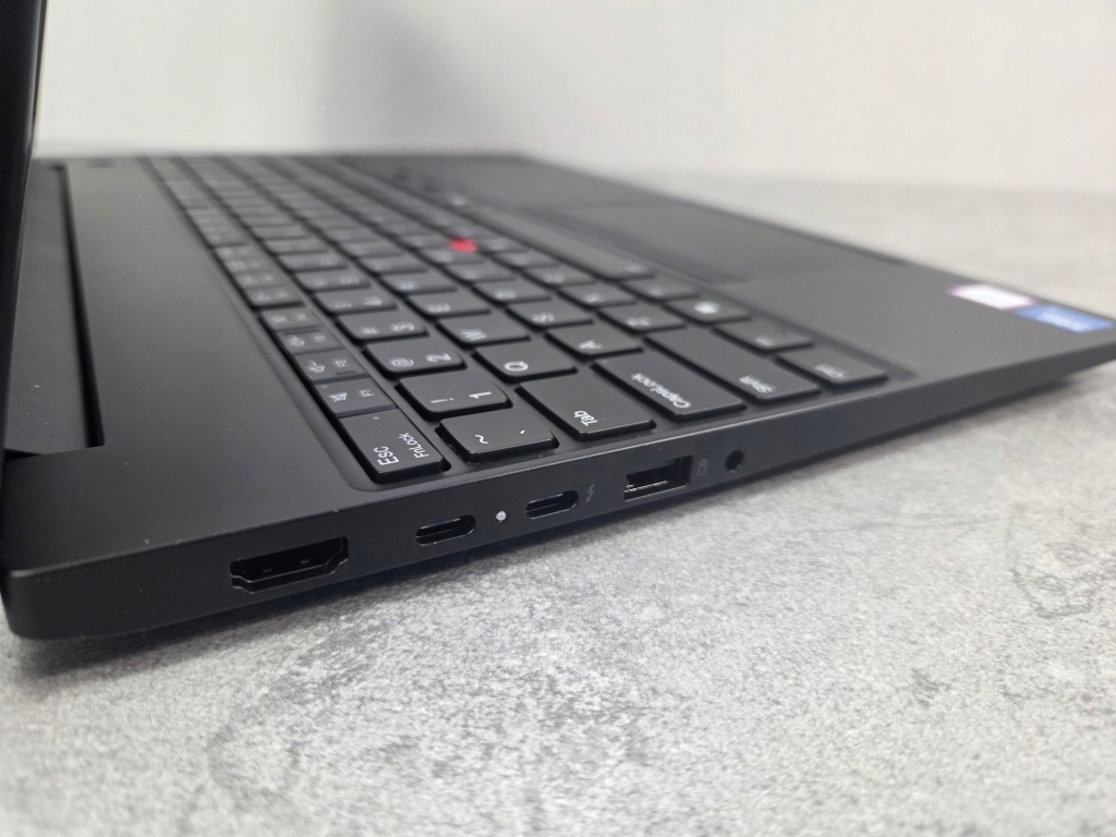 Laptop Lenovo ThinkPad E16 Gen 3 Core 7 240H 32GB 1TB FHD DOTYK 11Prof
