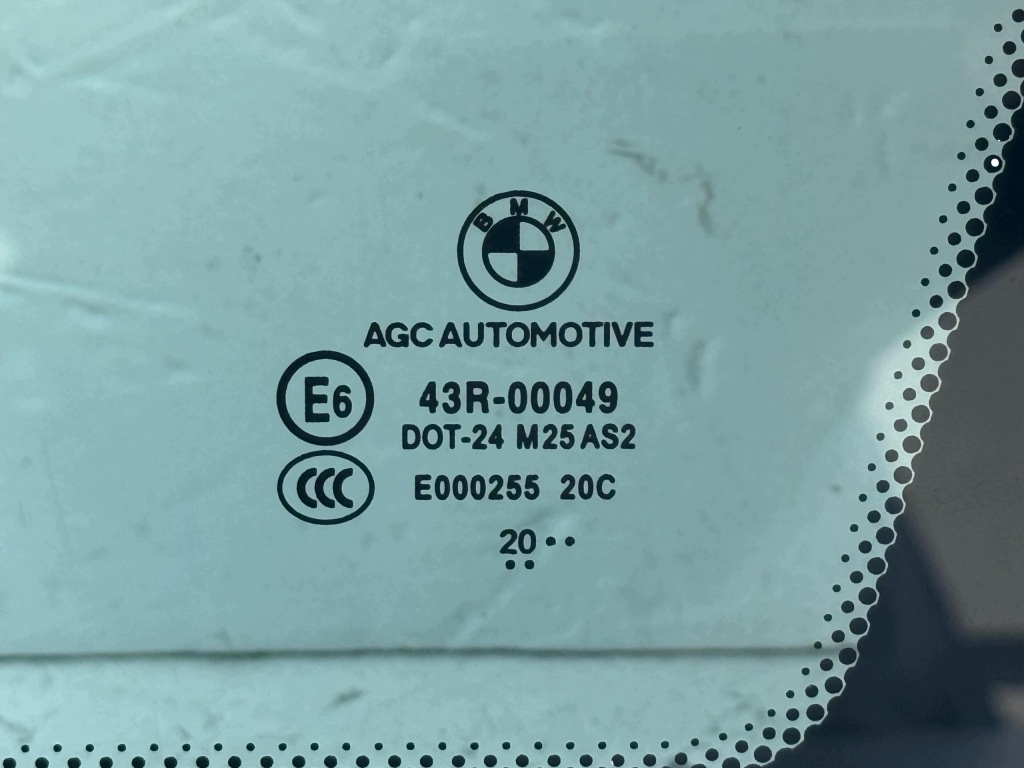 BMW 4 F36 Szyba Tylna Prawa Trójkąt AGC AUTOMOTIVE Nowa OE 7412024 — zdjęcie 4