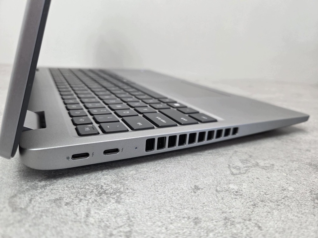 Dell Latitude 15 5550 Ultra 5-125U 16GB 512SSD FHD IPS 15,6'' Win11Pro