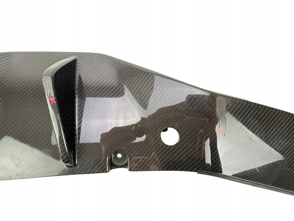 BMW 5 G30 Dyfuzor Tylny Carbonowy M-PERFORMANCE M PERFORMANCE 51122412412 — zdjęcie 6