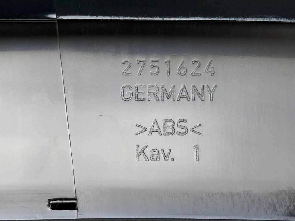 MINI R55 R59 Listwa Ozdobna Grilla Zderzaka Przednia Przód Nowa OE 2751624 — zdjęcie 6