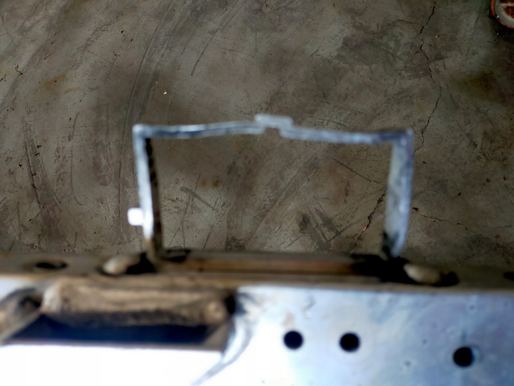 Order an Volvo xc60 ii bar top belt front 31688773 32318891 Order an Volvo xc60 ii bar top belt front 31688773 32318891