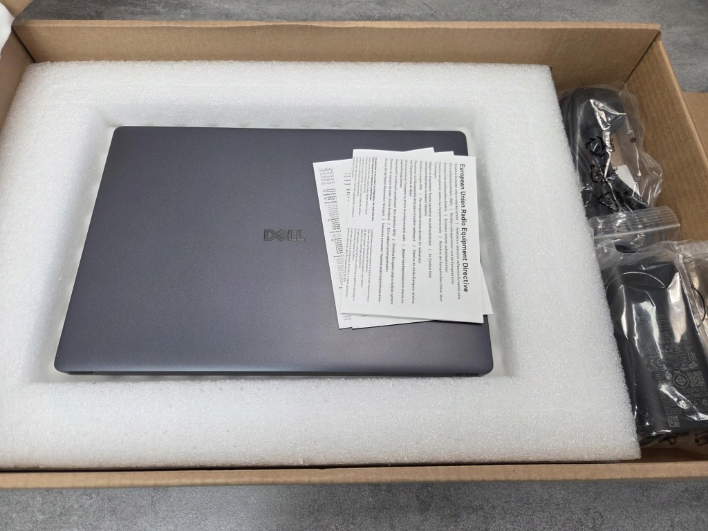 Dell Pro 14 Premium Ultra 7-268V 32GB 512 SSD QHD+ OLED 11Pro PA14250 3YR