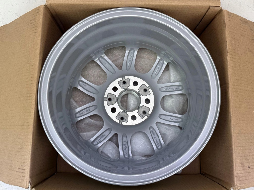 MINI Cooper F55 F56 F57 Felga 6,5x16 ET54 OE 6855103 — zdjęcie 2