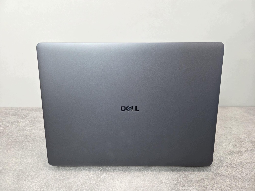 Dell Pro Max 14 MC14250 Ultra 5 235H 16GB 512 RTX PRO 500 Blackwell FHD+