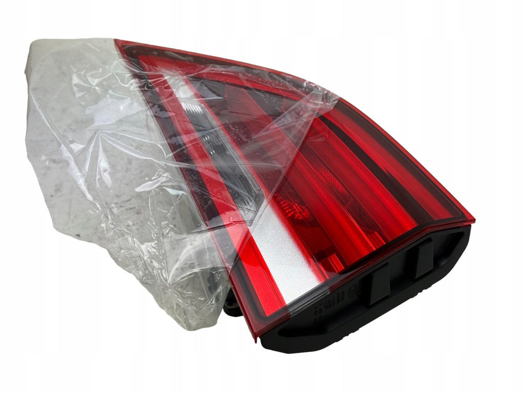 BMW 2 F46 Lci Lampa Lewa Tylna Tył w Klapę OE Nowa 63217491351 7491351 — zdjęcie 3