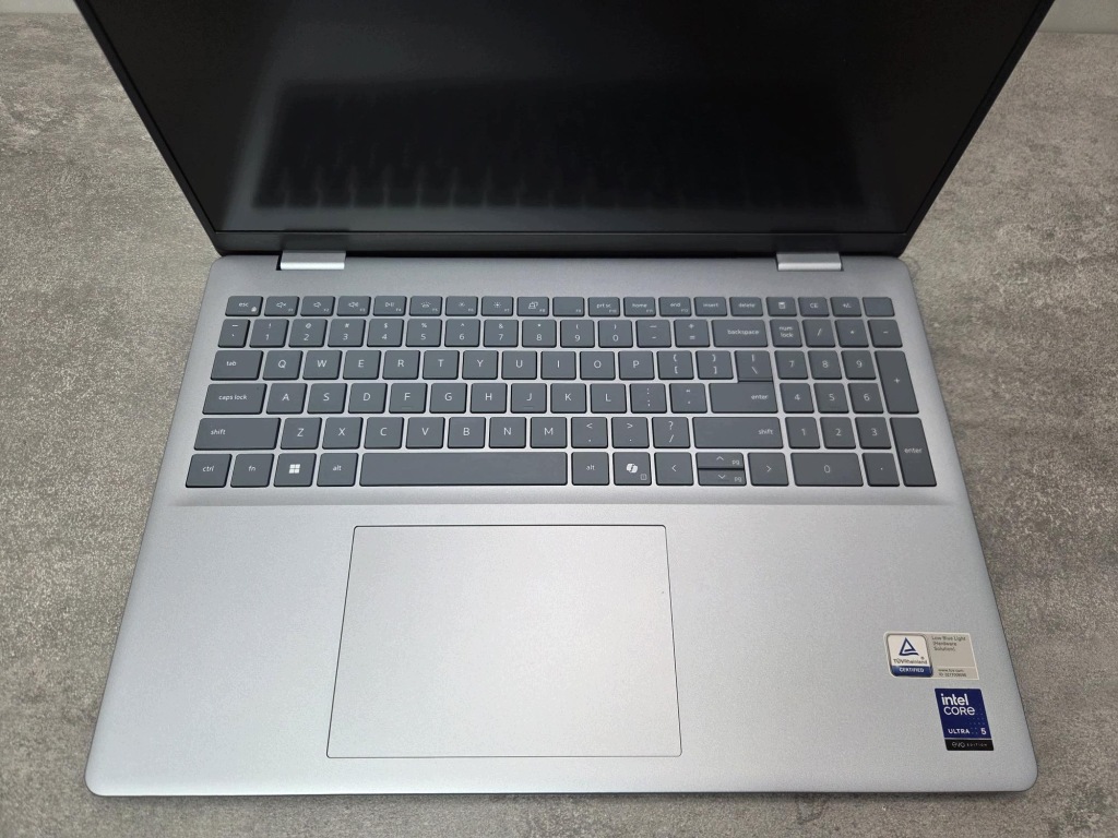 Aluminiowy Dell 16 Plus DB16250 Ultra 5 226V 16GB 512SSD 16" QHD+ 120Hz