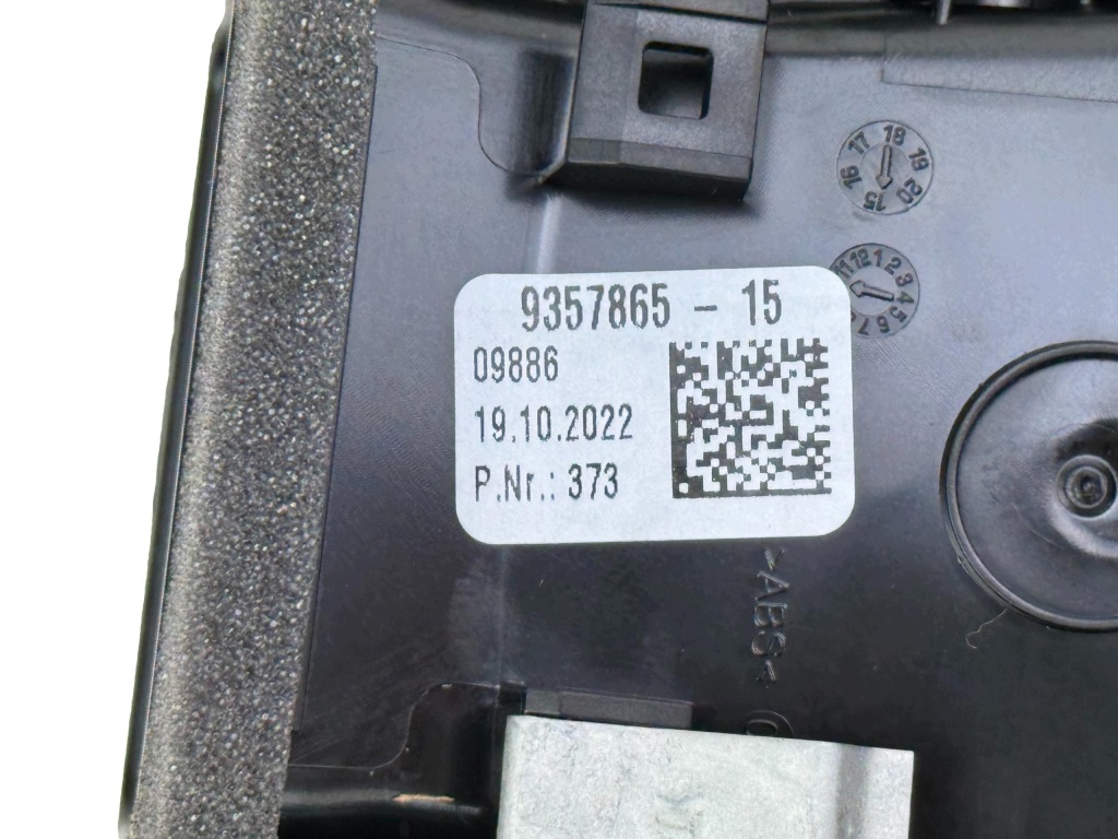 BMW M5 F90 5 G30 G31 6 G32 Kratka Nawiewu Tylnego Tył Nowa OE 9357865 — zdjęcie 7