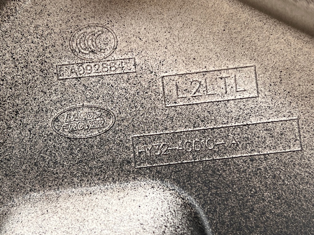Land Rover Discovery V Klapa Bagażnika HY32-40010 — zdjęcie 9