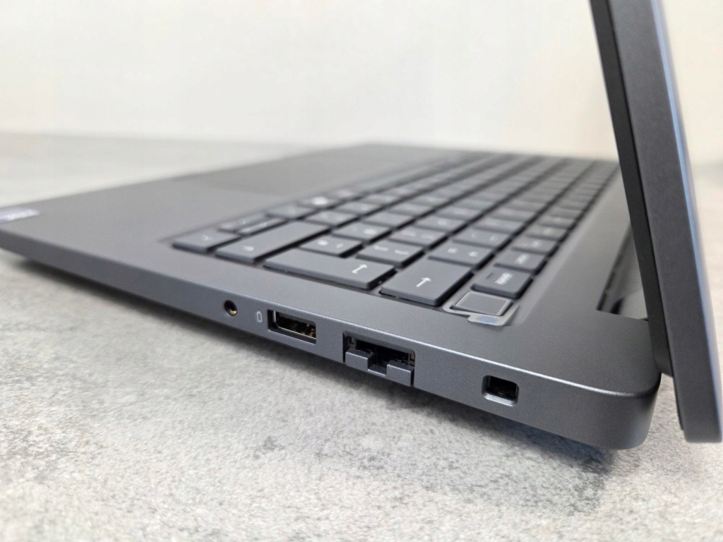 Dell Pro Max 14 MC14250 FHD+ Ultra 7-255H 16GB 512SSD FPR SCR BK W11P 2YR