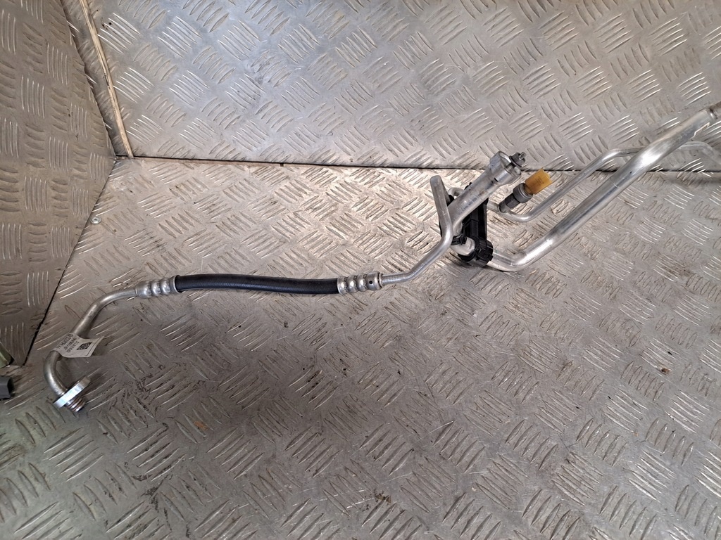 Order an Opel vivaro 2023 r 2.0 cdti cables wire pipe air
