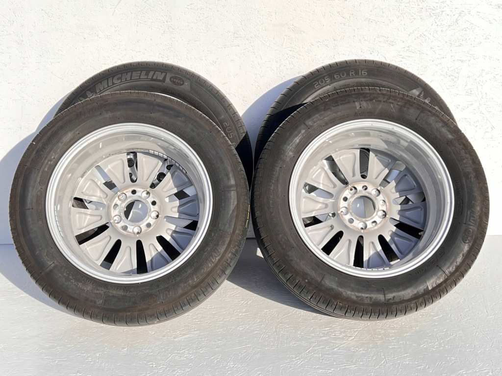 Mercedes C-klasa 205 Koła Felgi A2054010100 6.5x16 — zdjęcie 3