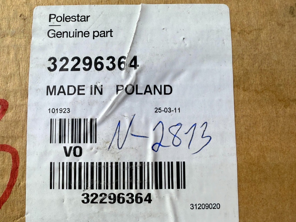 VOLVO Polestar 2 Poprzeczki Dachowe Belki Bagażnik Nowy OE 32296364 — zdjęcie 10