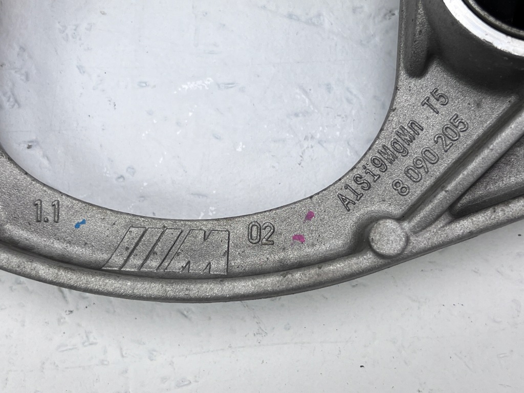 BMW M4 G82 M3 ADAPTER ŁAPA UCHWYT MOSTU 8090205 — zdjęcie 4