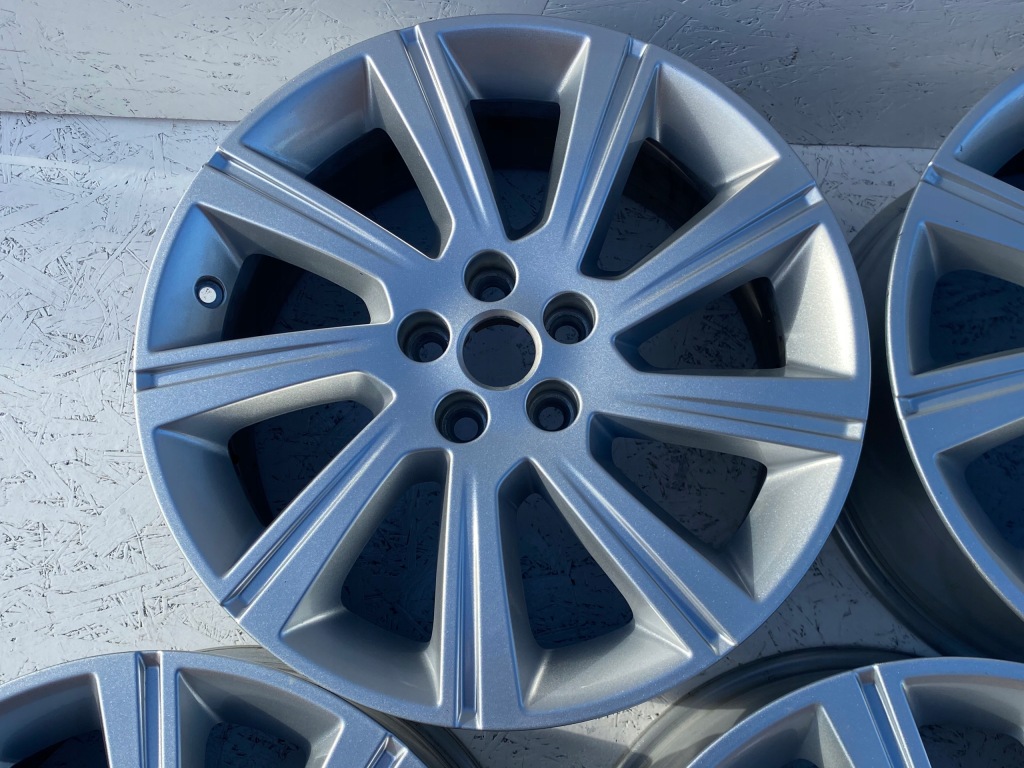 Jaguar E-Pace Felgi 8Jx18 5x108 J9C3-BA — zdjęcie 5