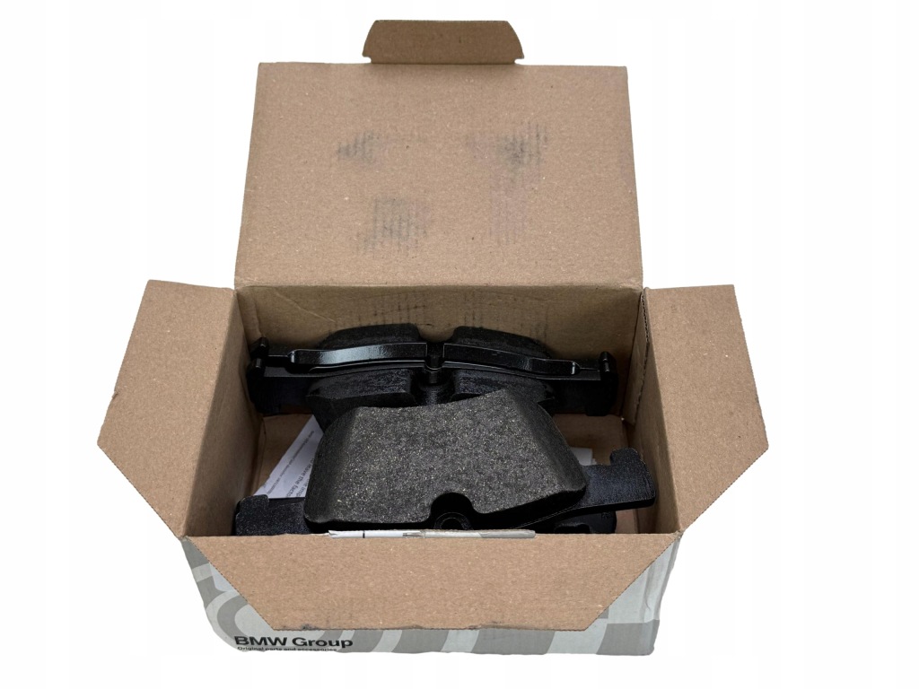 BMW 3 F30 F31 4 F32 Klocki Hamulcowe Przód OE 6874331 — zdjęcie 4