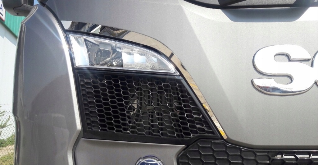 Scania Ng Ozdobné lišty na halogeny Autcars